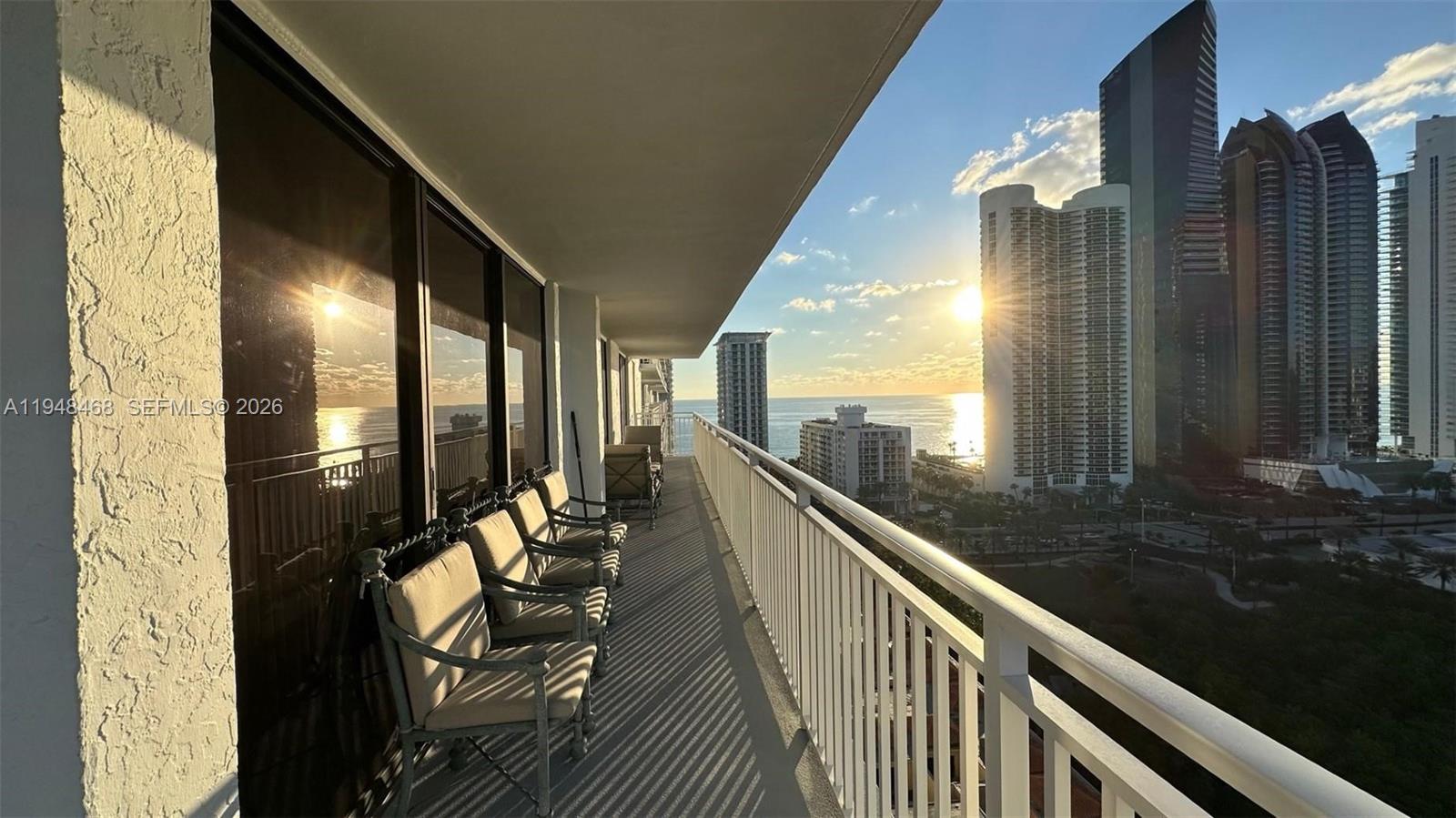 WINSTON TOWERS 600 CONDO - Residential