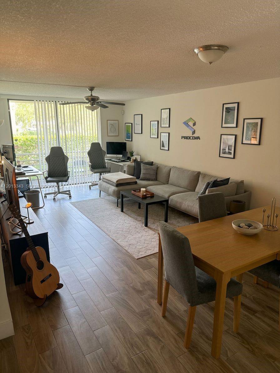 COURTYARDS OF BROWARD - Residential