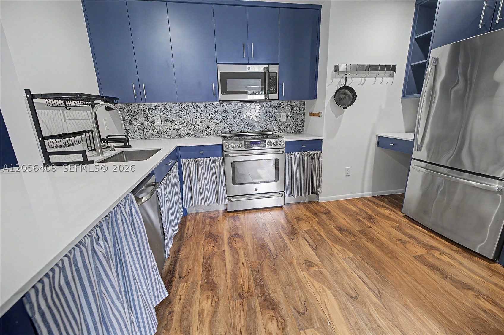 ADMIRAL FARRAGUT CONDO - Residential