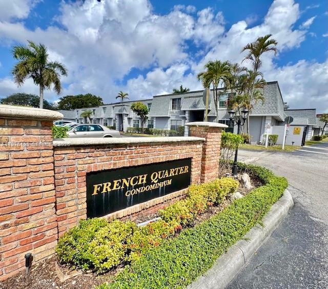 Move-in ready 2-bedroom, 2-bathroom condo, featuring hurricane impact windows (2024), new flooring (2023), water heater (2024), washer & dryer (2023), built-in closets, and a new electric panel (2023). Bright, open layout with plenty of natural light, formal dining room, separate living room and beautiful finishes throughout.
Enjoy resort-style living with community amenities including a clubhouse, two pools, tennis courts, grill areas, and a convenient car wash station. Perfectly situated in Plantation, FL, offering comfort, convenience, and a quiet community lifestyle.
Don’t miss the opportunity to make this condo your new home!