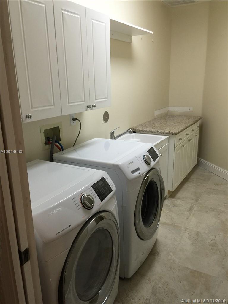 Hunters Pointe I - Residential