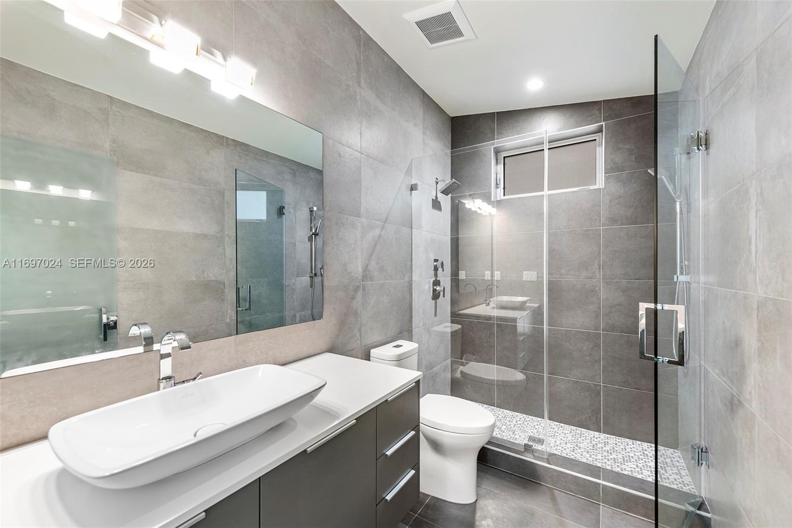 EVERGLADE SUGAR & LAND CO - Residential