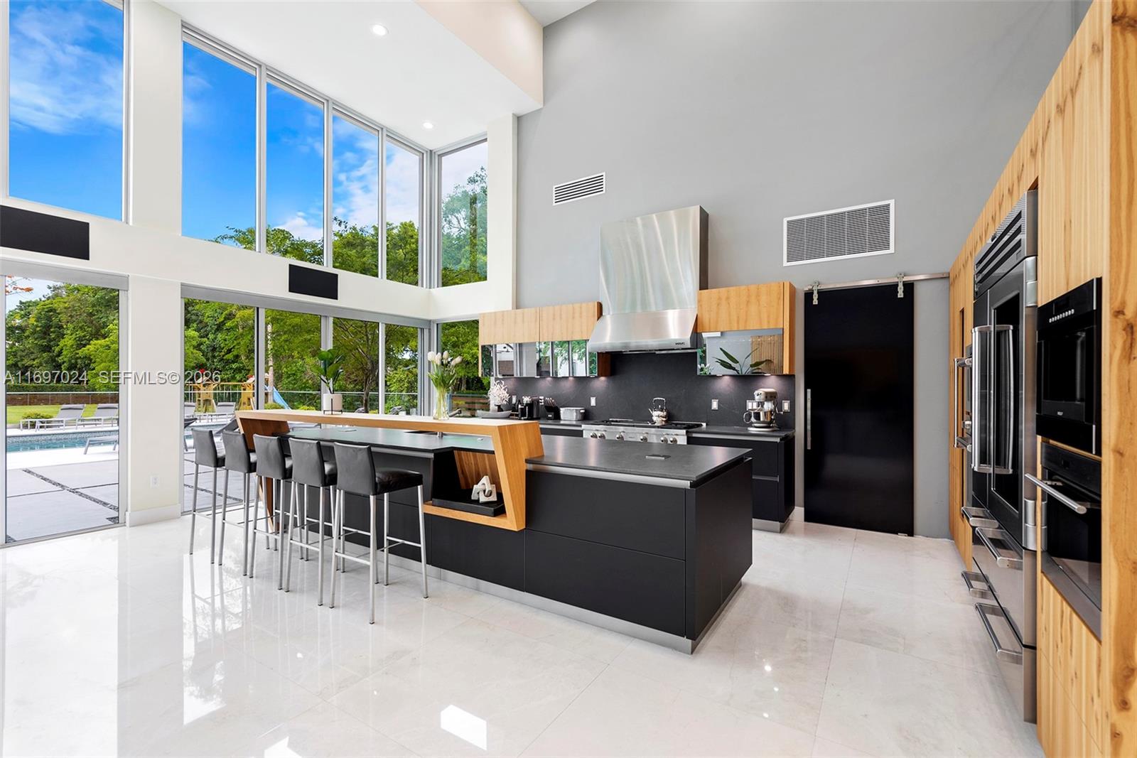 EVERGLADE SUGAR & LAND CO - Residential