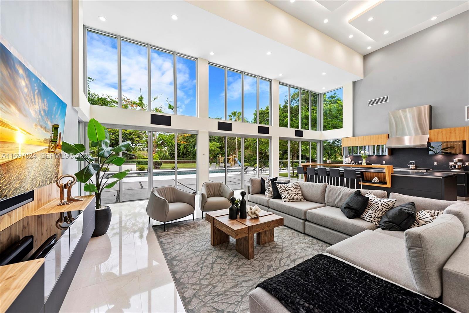 EVERGLADE SUGAR & LAND CO - Residential