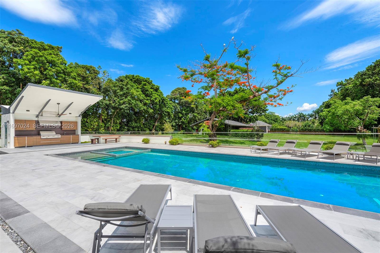 EVERGLADE SUGAR & LAND CO - Residential
