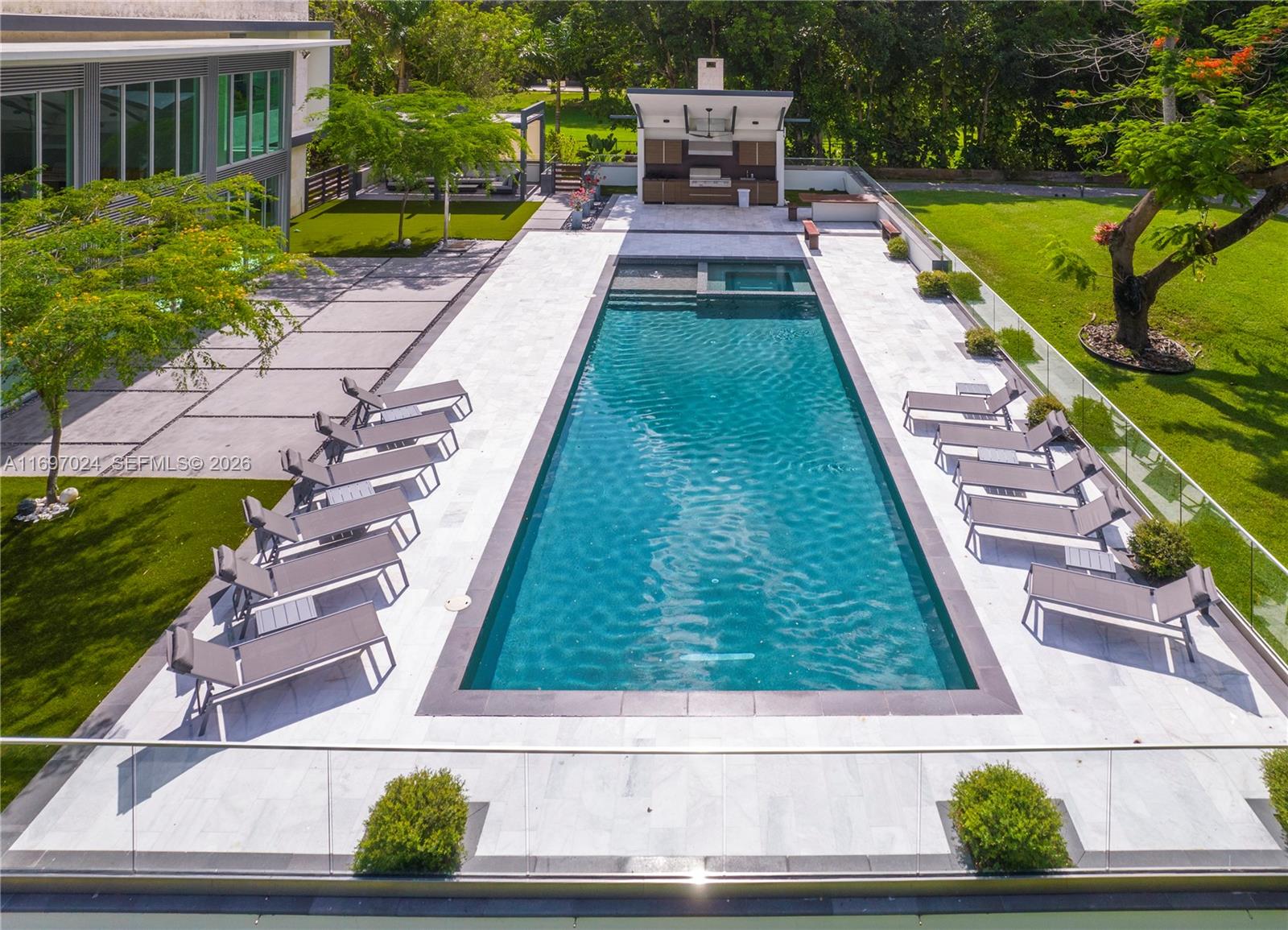 EVERGLADE SUGAR & LAND CO - Residential