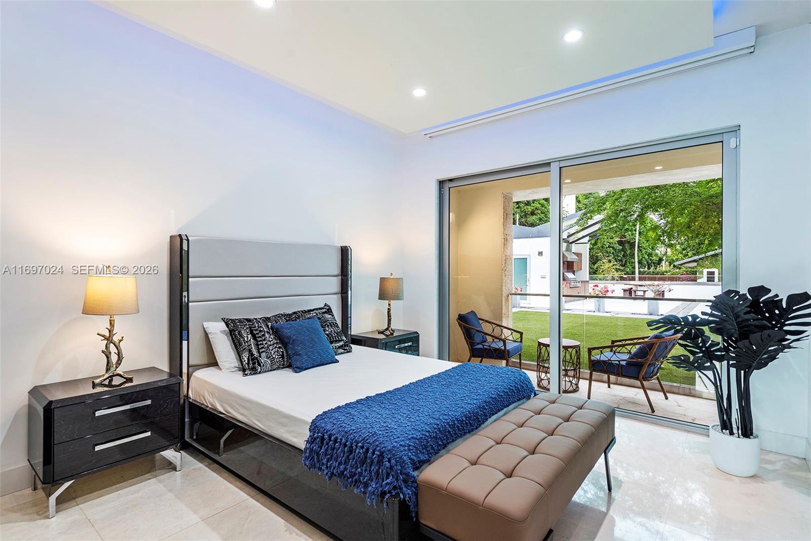 EVERGLADE SUGAR & LAND CO - Residential