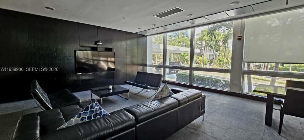 MIRADOR 1200 CONDO - Residential Lease