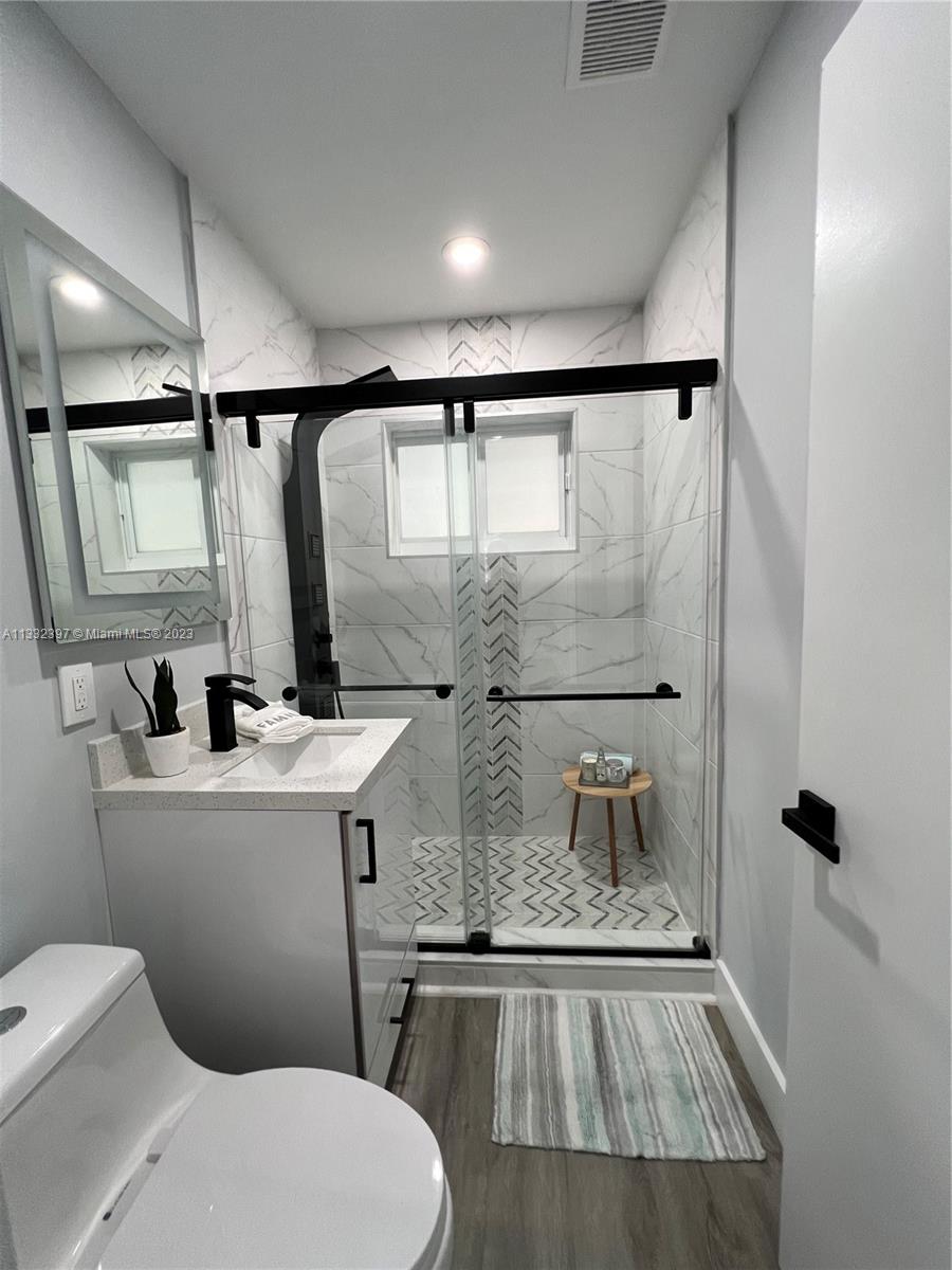NORTH ANDREWS GARDENS 2ND - Residential Lease