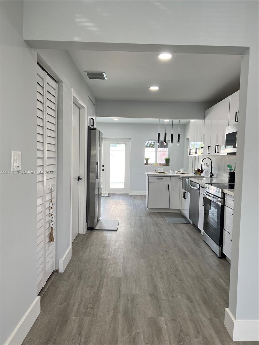 NORTH ANDREWS GARDENS 2ND - Residential Lease
