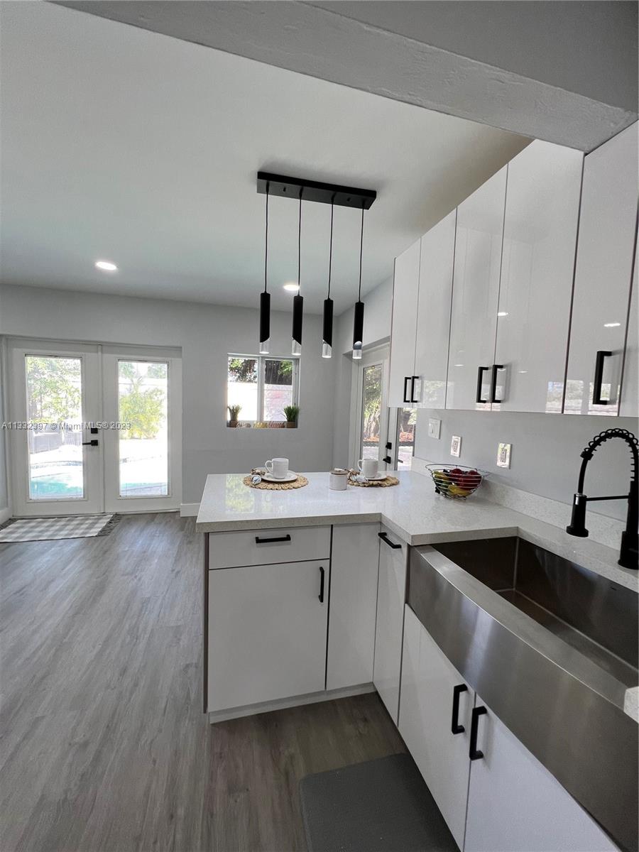 NORTH ANDREWS GARDENS 2ND - Residential Lease