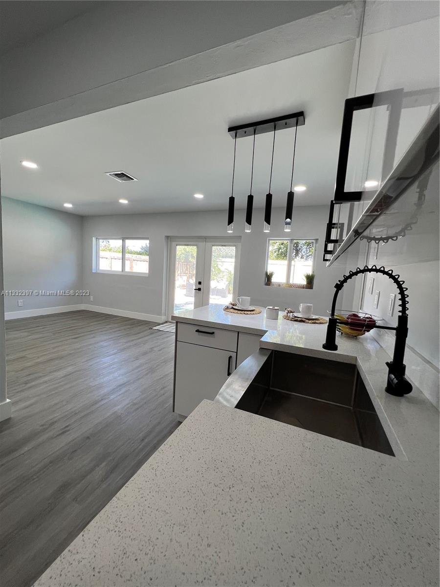 NORTH ANDREWS GARDENS 2ND - Residential Lease