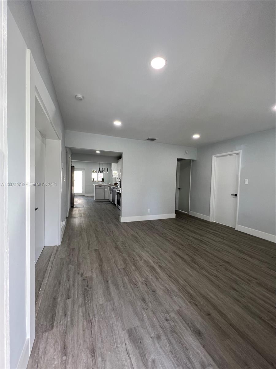 NORTH ANDREWS GARDENS 2ND - Residential Lease