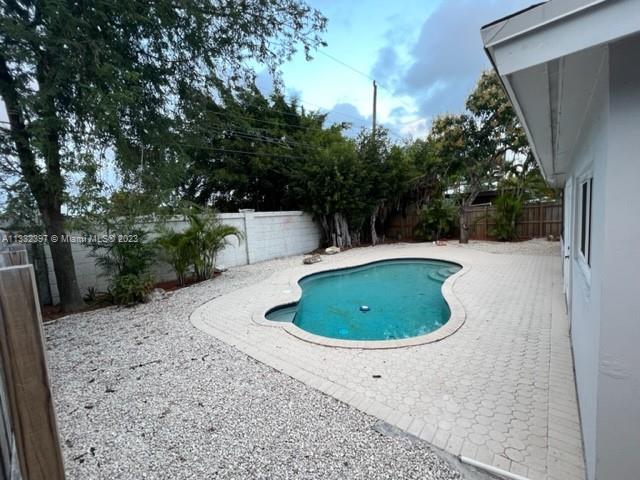 NORTH ANDREWS GARDENS 2ND - Residential Lease