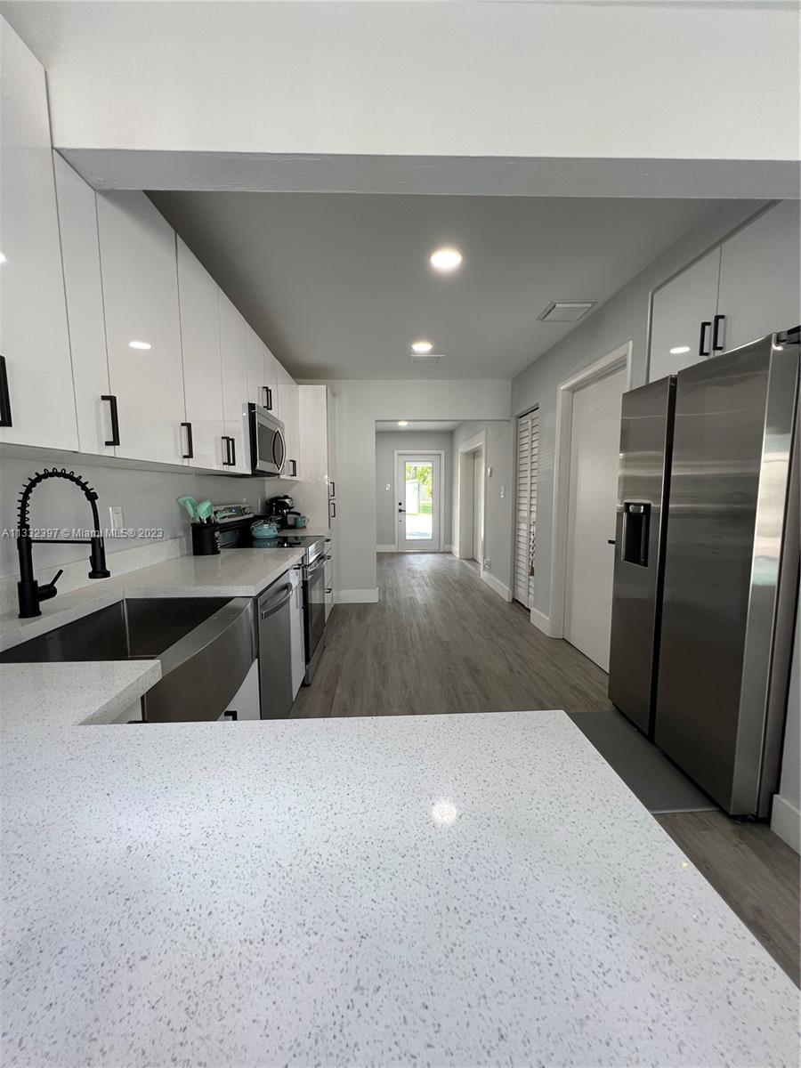NORTH ANDREWS GARDENS 2ND - Residential Lease