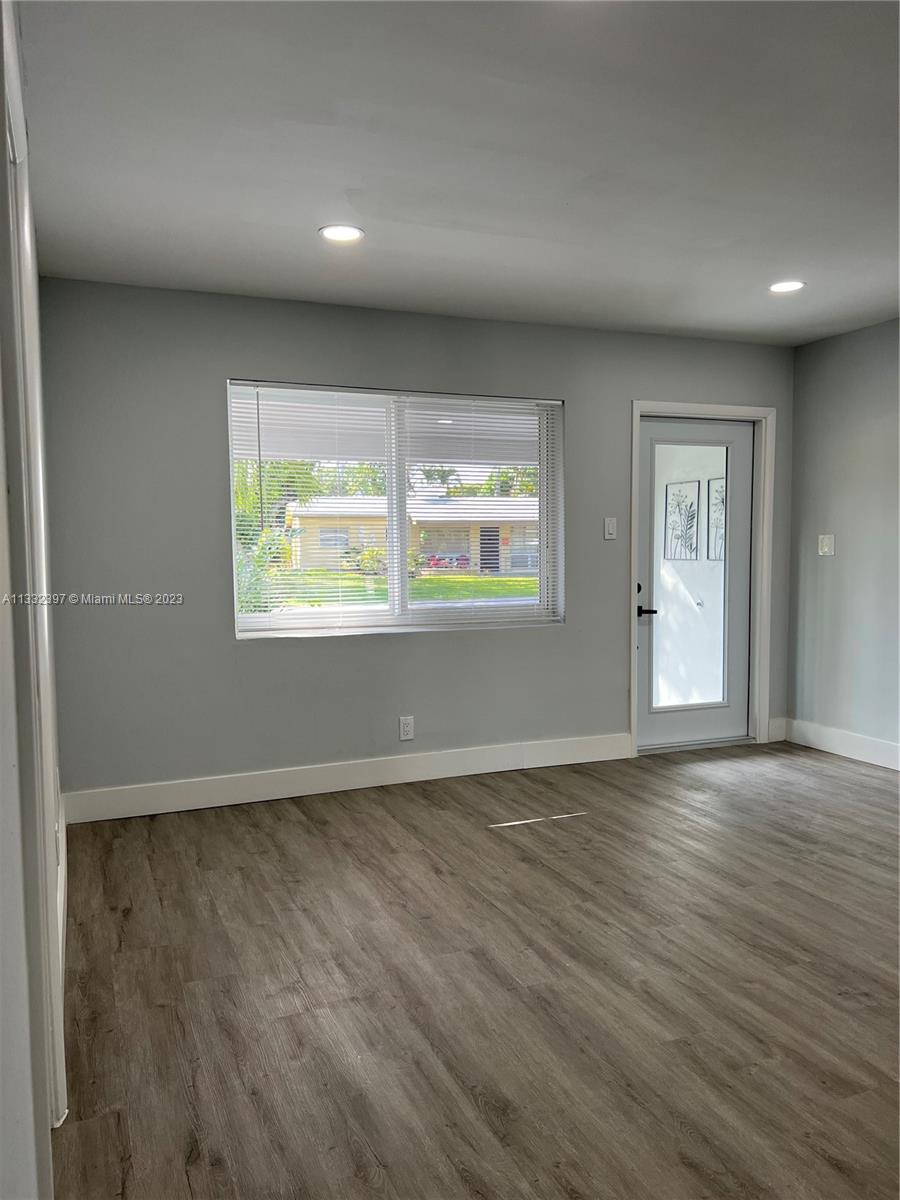 NORTH ANDREWS GARDENS 2ND - Residential Lease