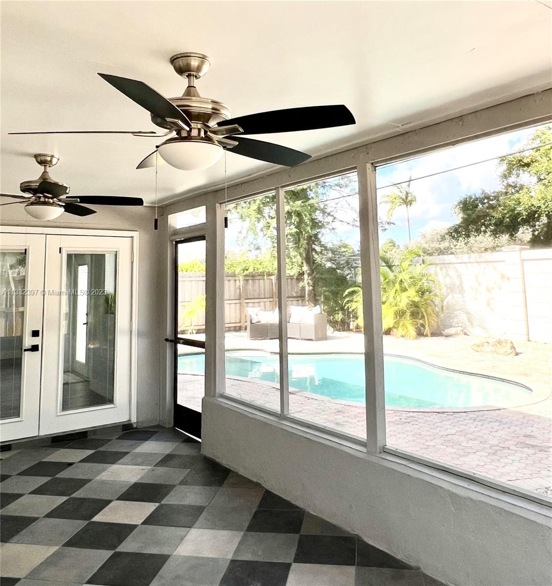 NORTH ANDREWS GARDENS 2ND - Residential Lease