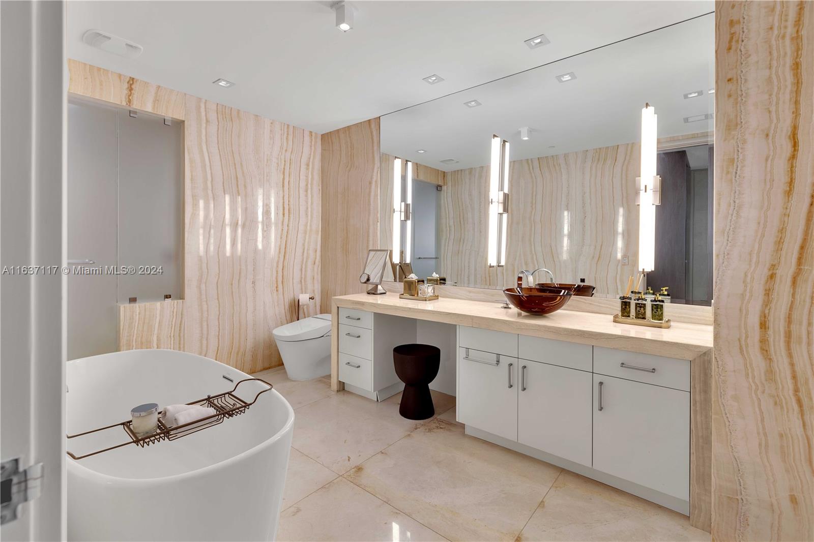 17749 COLLINS AVENUE COND - Residential