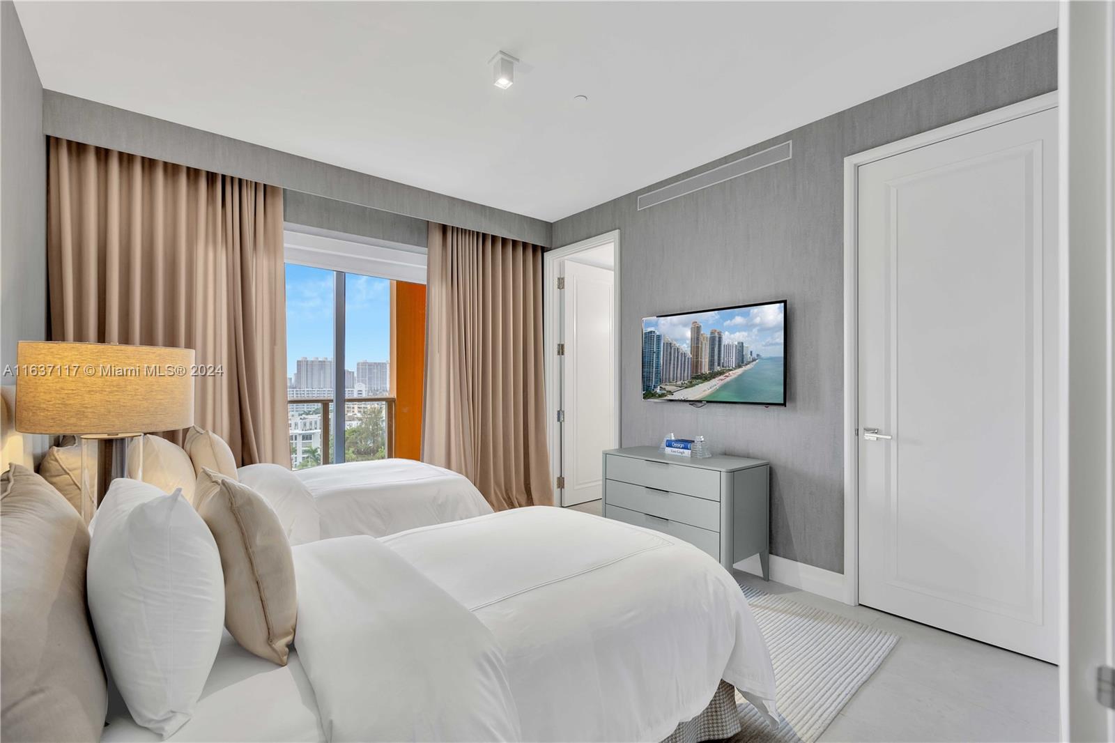 17749 COLLINS AVENUE COND - Residential