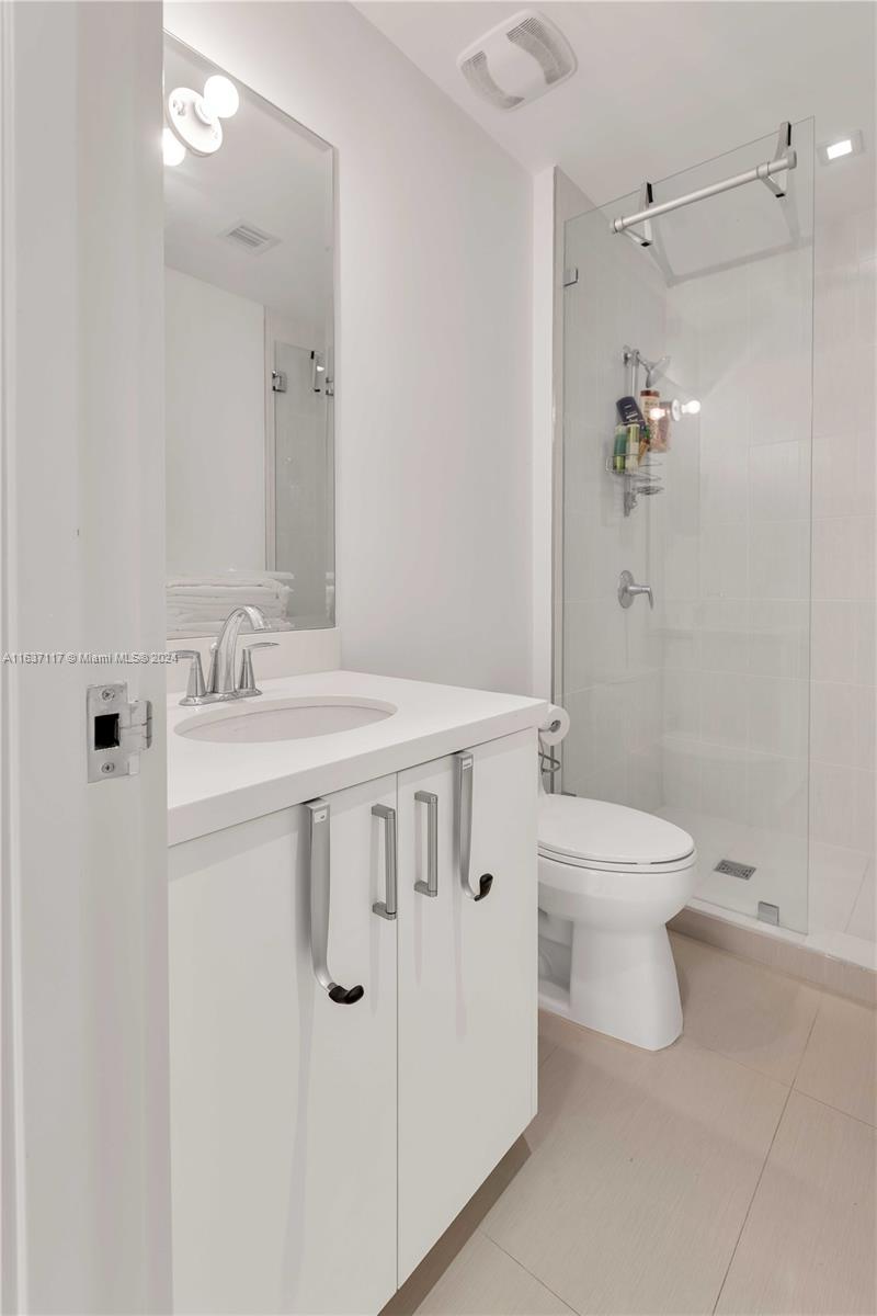 17749 COLLINS AVENUE COND - Residential