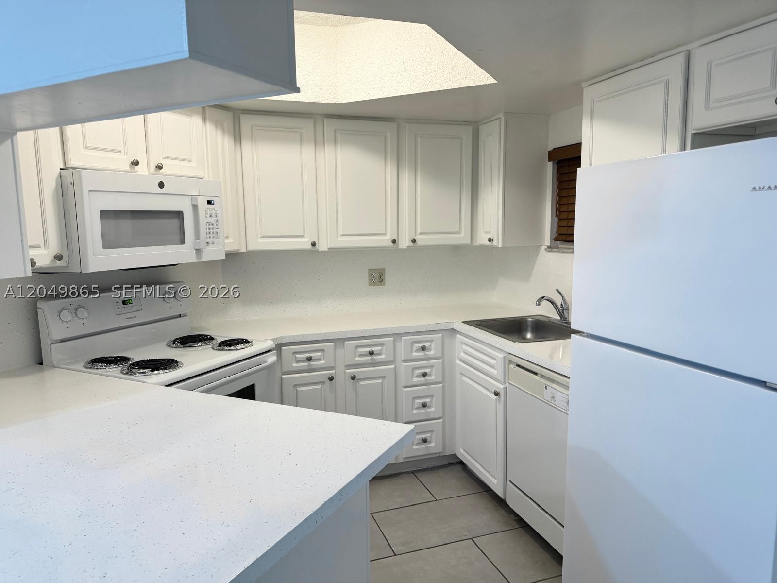 LAS VISTAS AT DORAL CONDO - Residential Lease