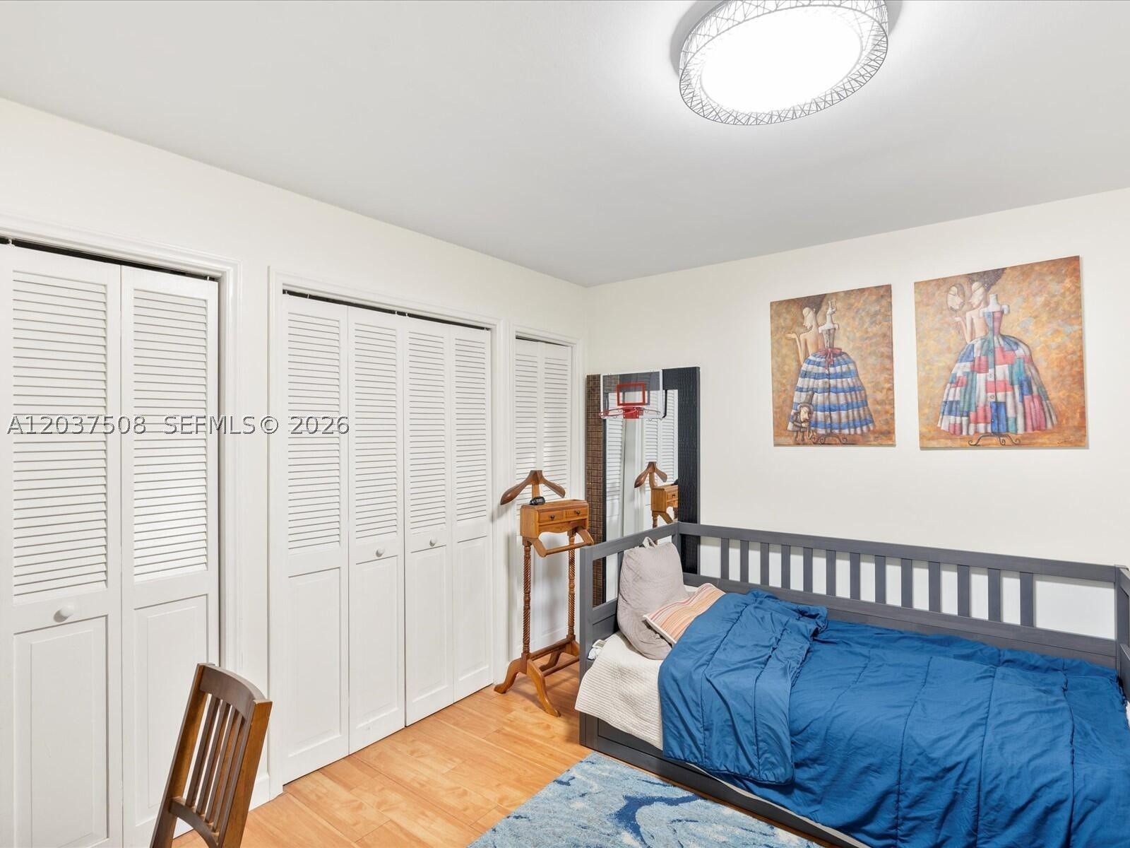 DEL PRADO CONDO - Residential