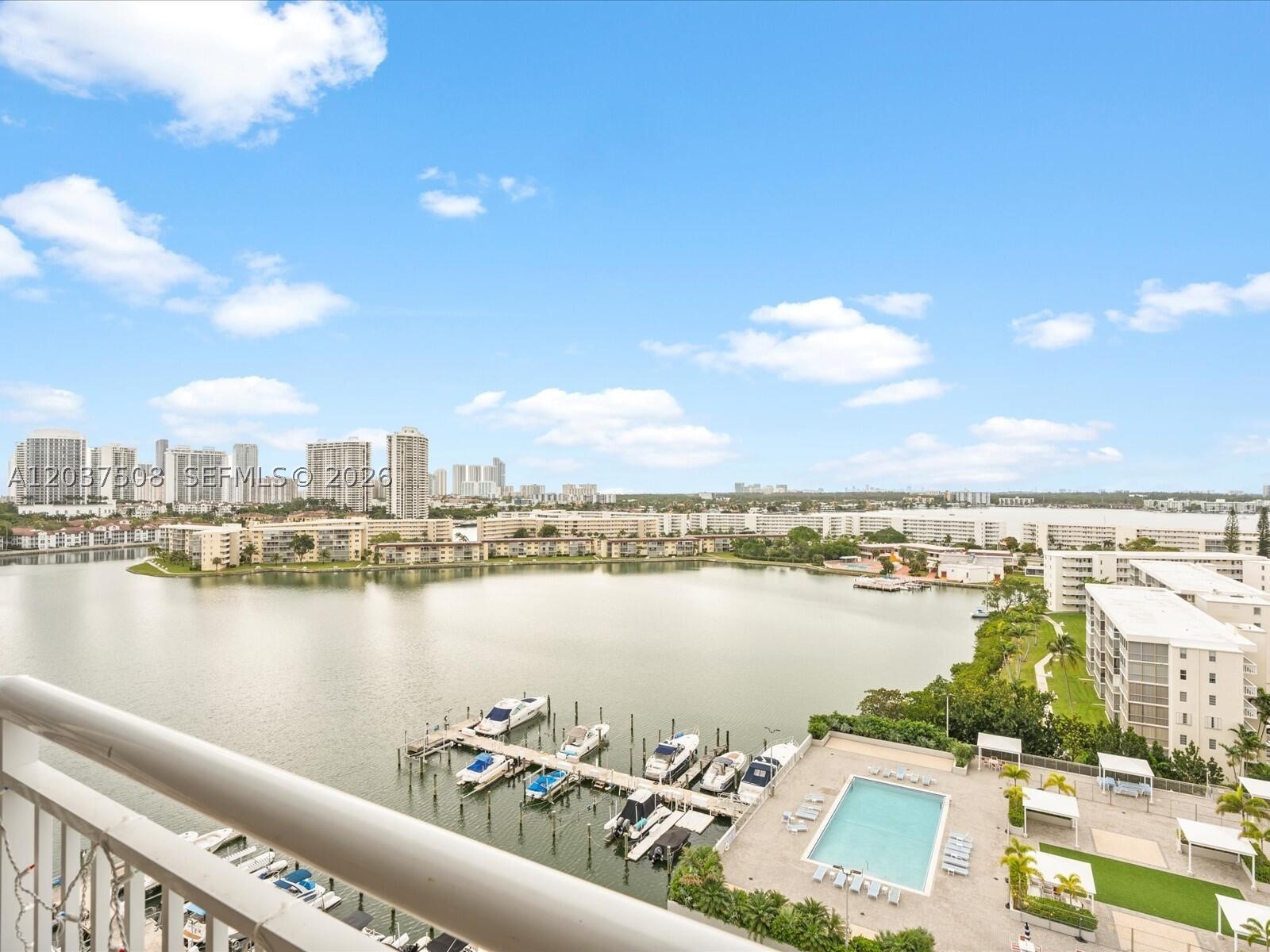 DEL PRADO CONDO - Residential