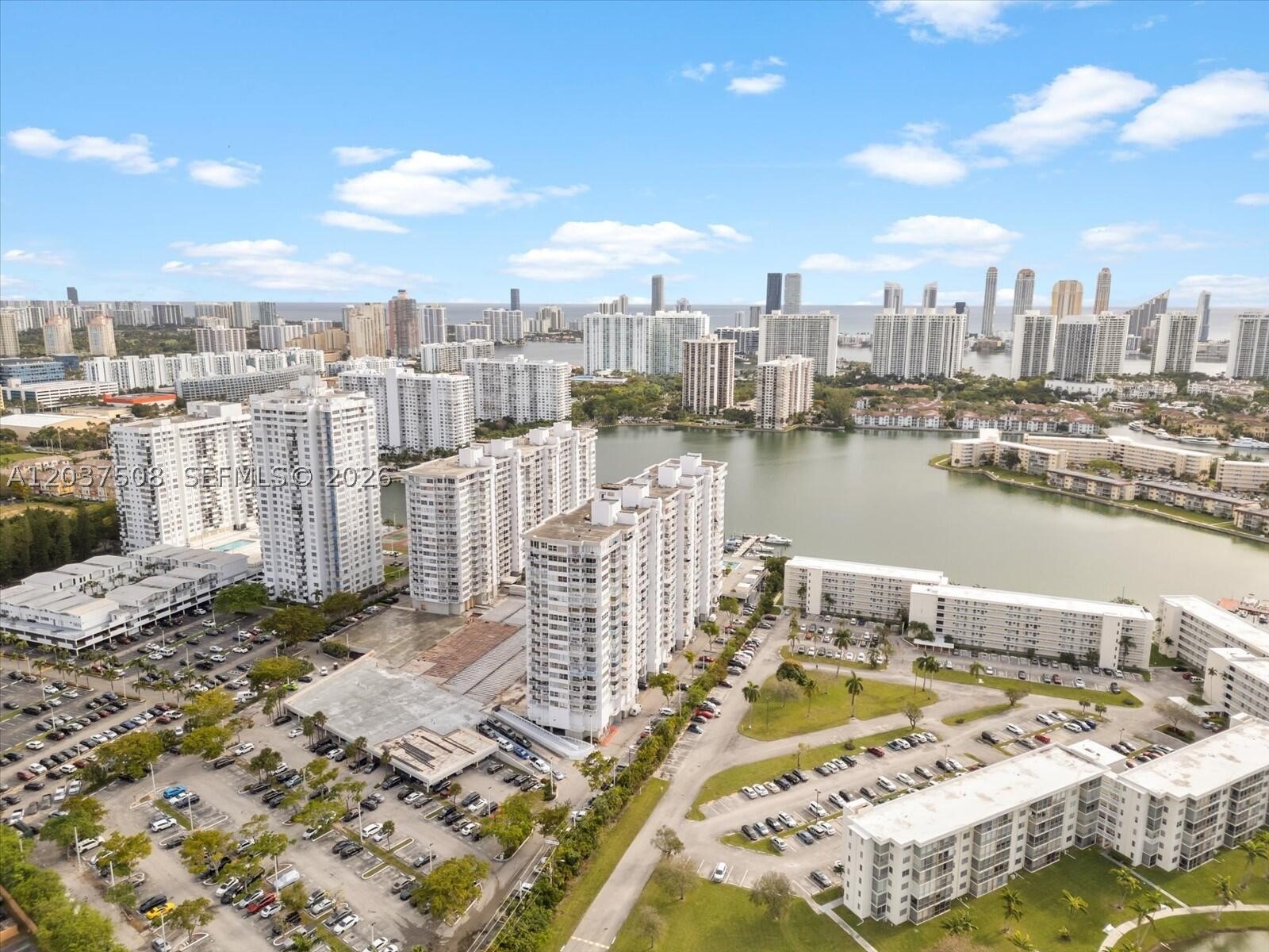 DEL PRADO CONDO - Residential
