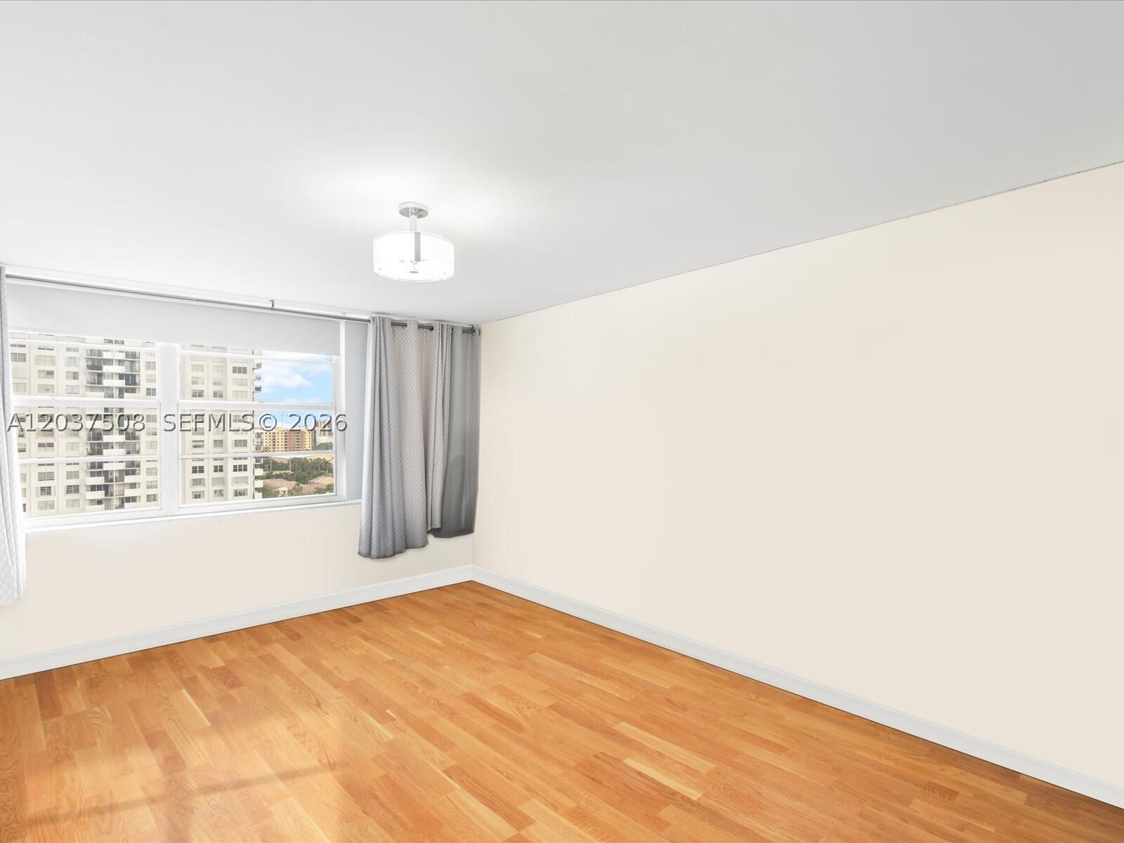 DEL PRADO CONDO - Residential