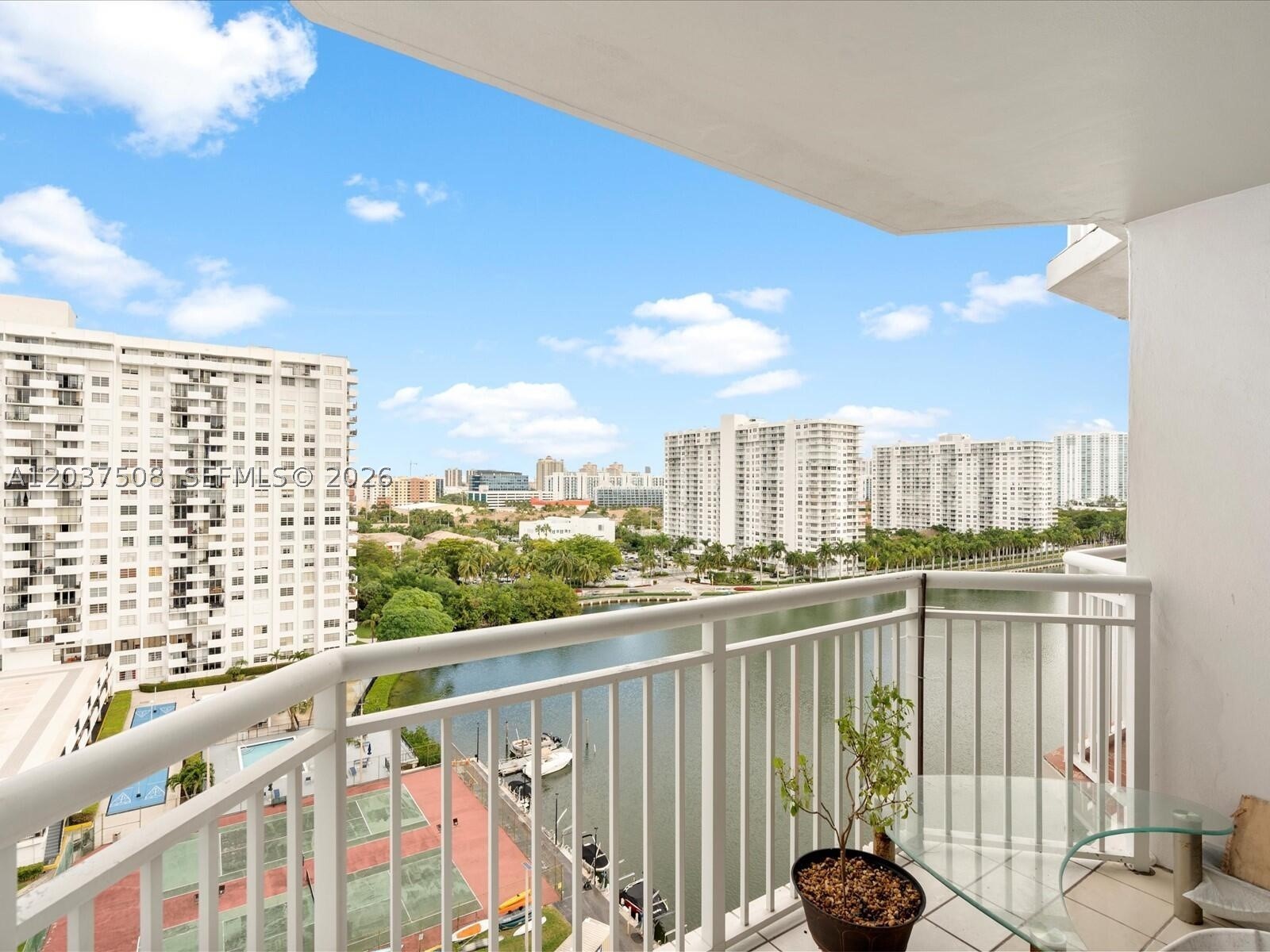 DEL PRADO CONDO - Residential