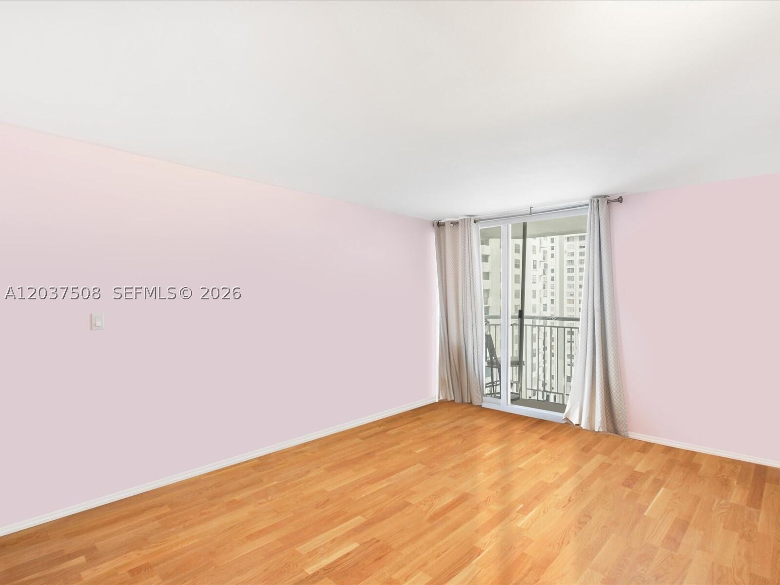 DEL PRADO CONDO - Residential