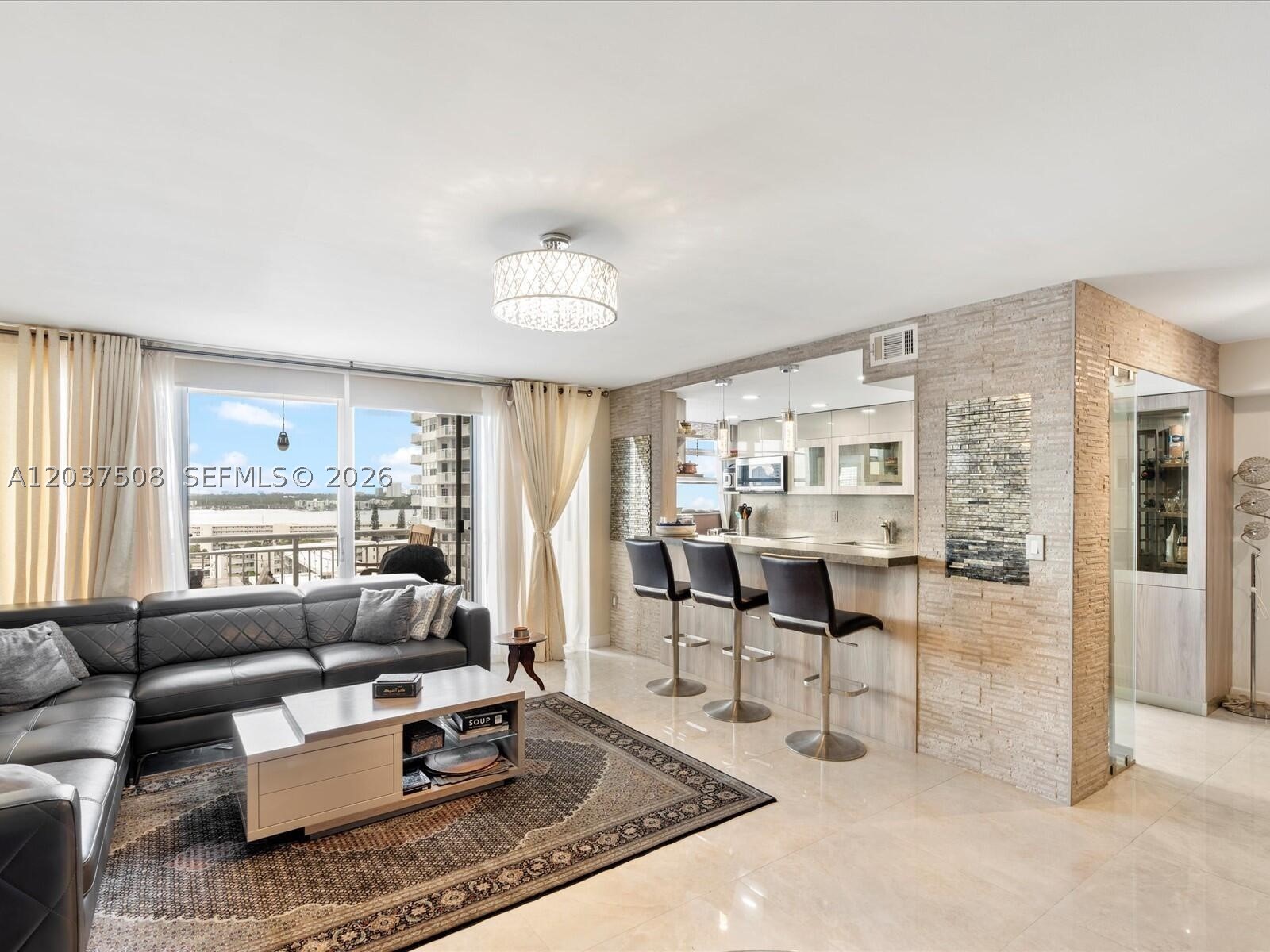 DEL PRADO CONDO - Residential