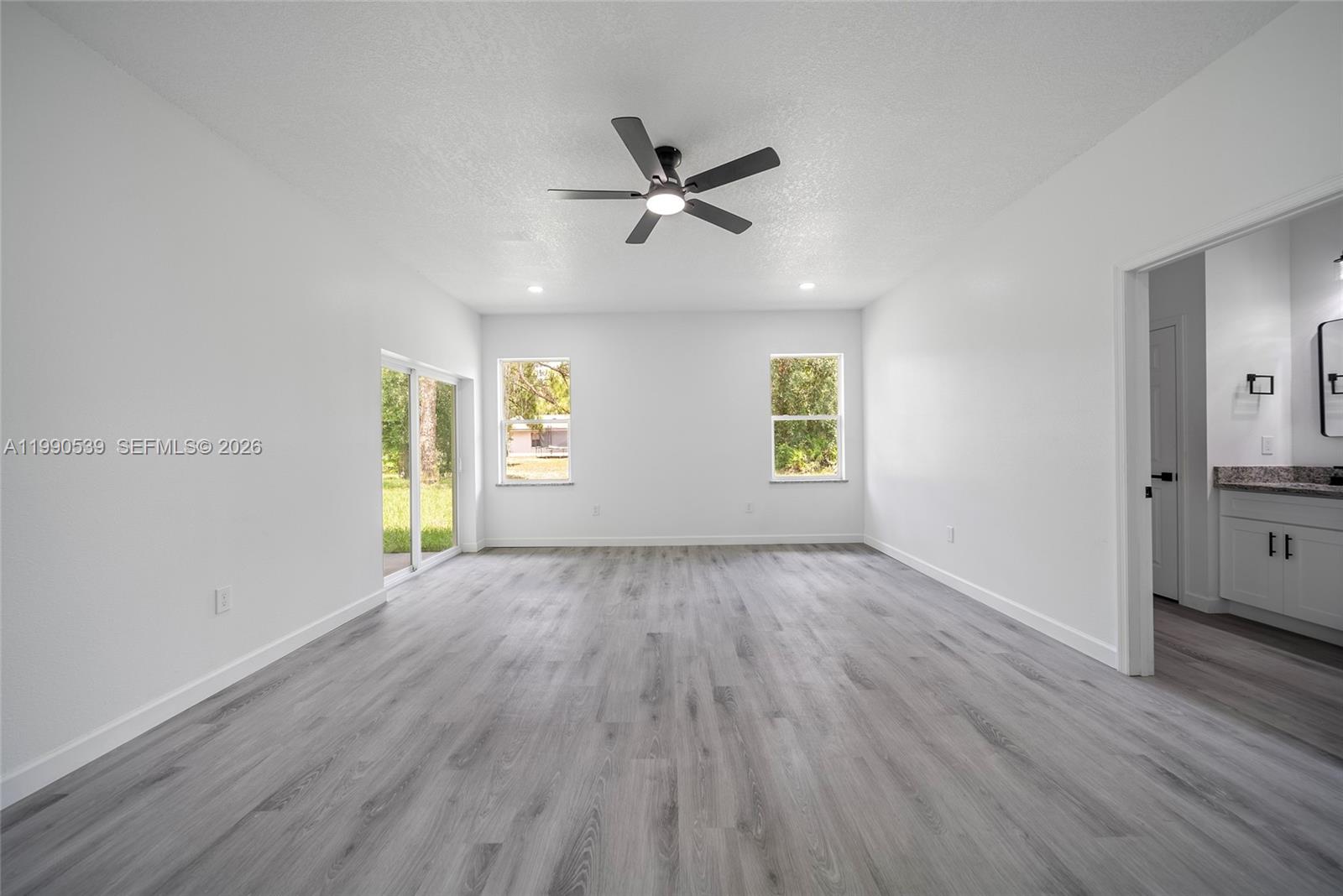 SUN N LAKE EST OF SEBRING - Residential