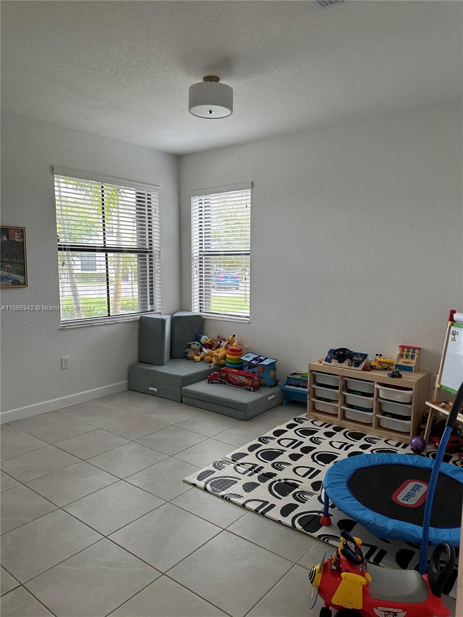 BOWTIE SUBDIVISION - Residential