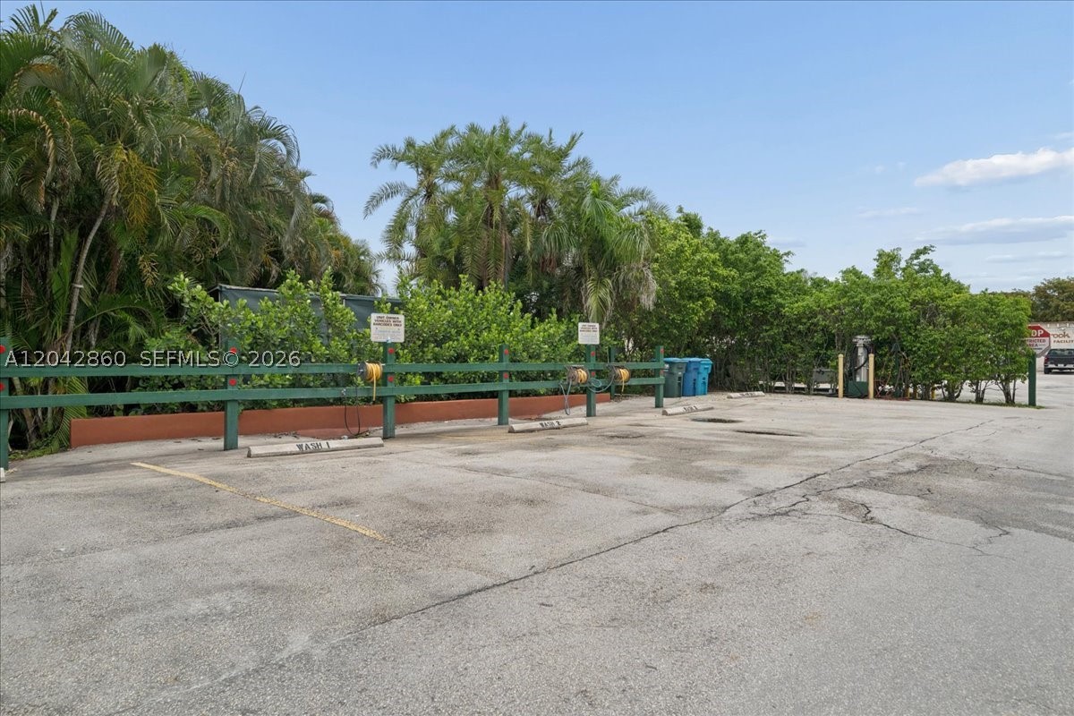 HOLLYBROOK GOLF AND TENNIS - Residential Lease