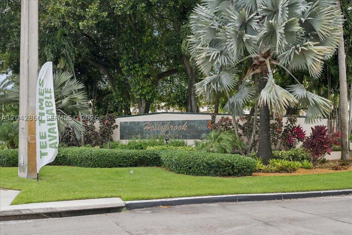 HOLLYBROOK GOLF AND TENNIS - Residential Lease