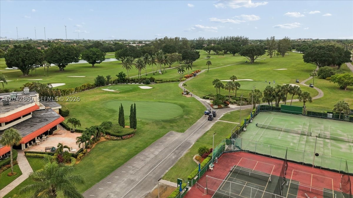 HOLLYBROOK GOLF AND TENNIS - Residential Lease