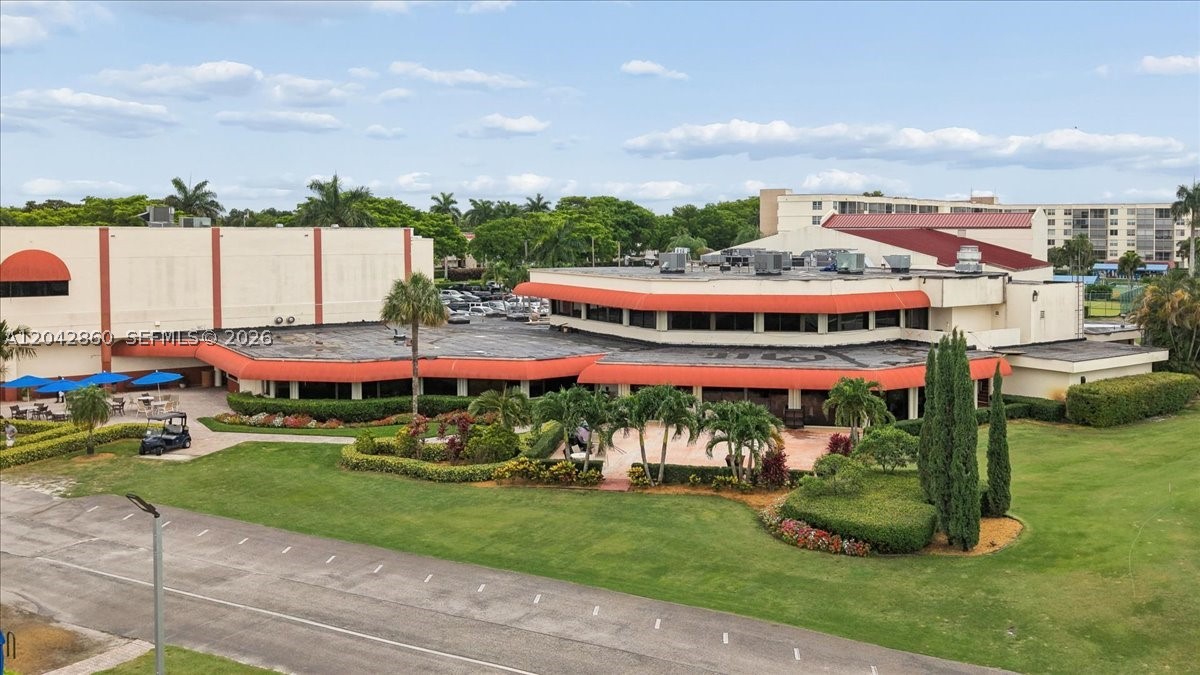 HOLLYBROOK GOLF AND TENNIS - Residential Lease