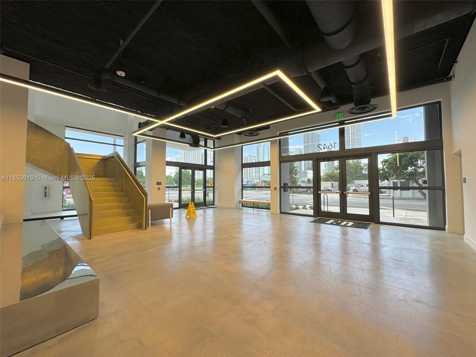 ROBBINS-GRAHAM & CHILLING - Residential Lease