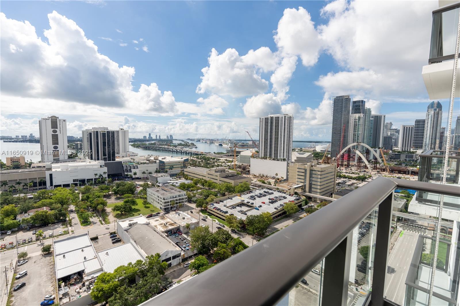 ROBBINS-GRAHAM & CHILLING - Residential Lease