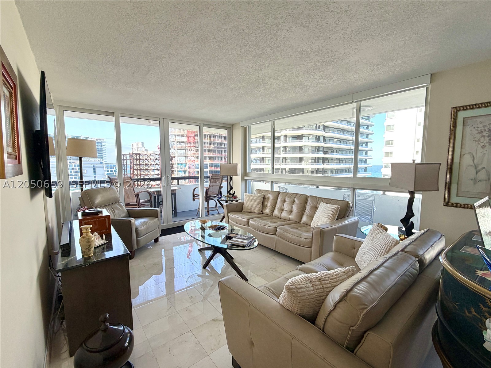 PORTUGAL TOWERS CONDO - Residential Lease