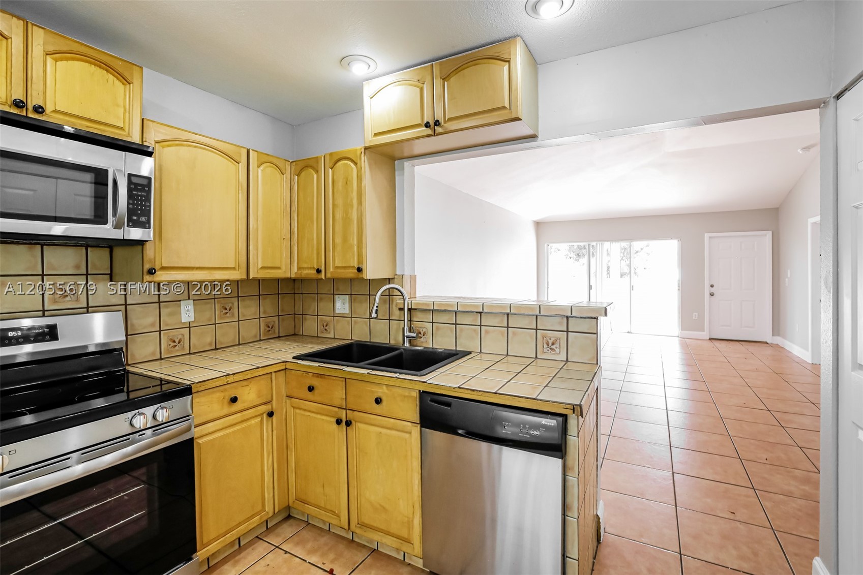 CUTLER CREEK CLUB SEC 2 A - Residential Lease