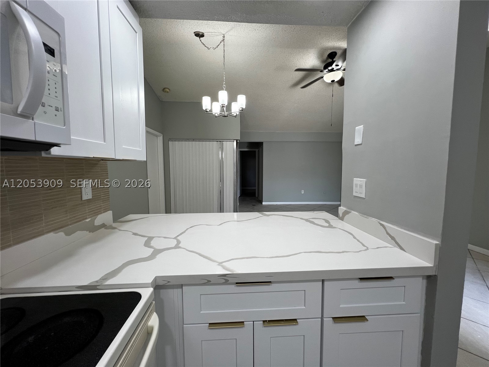 SIERRA RIDGE CONDO A - Residential Lease