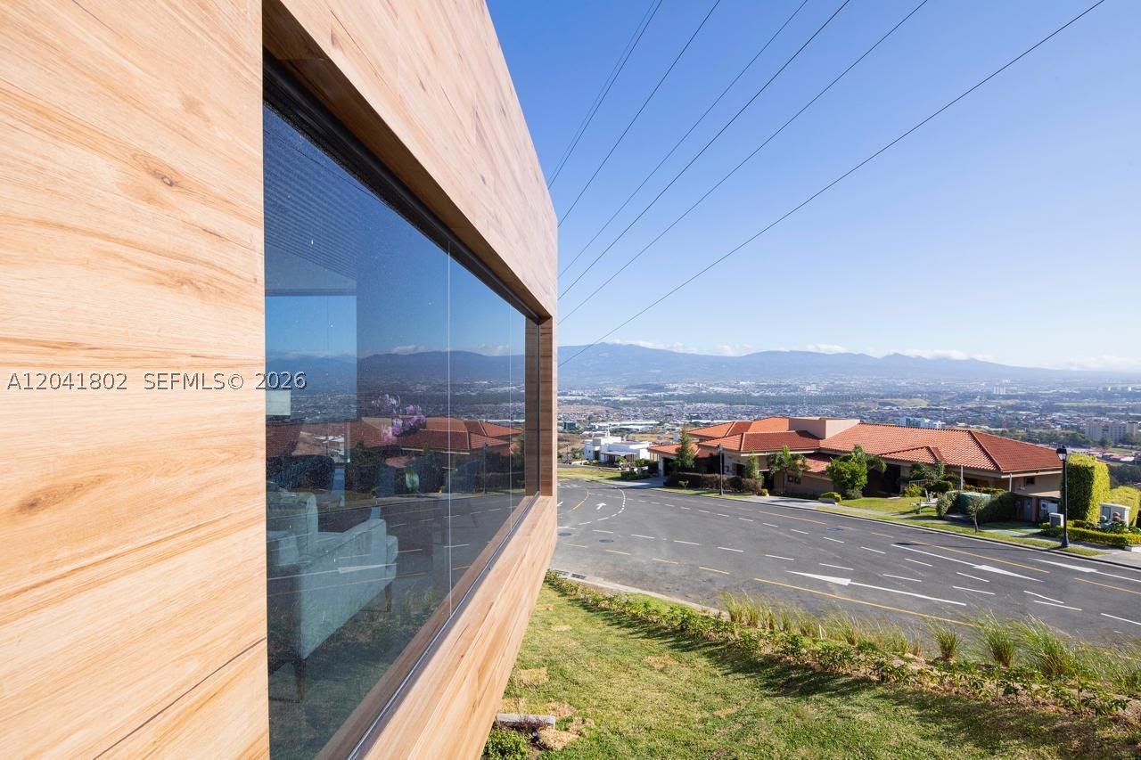CERRO ALTO - Residential