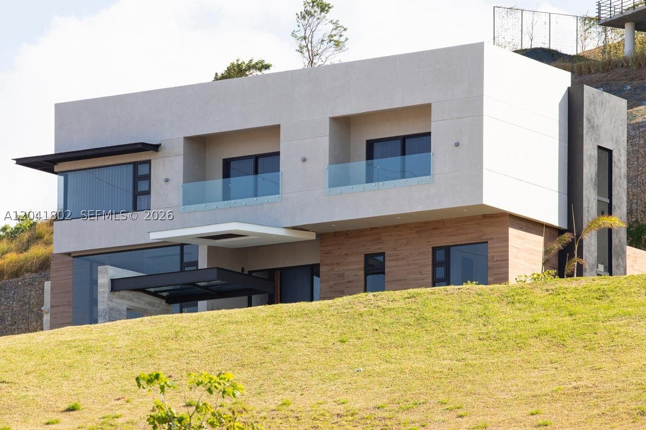 CERRO ALTO - Residential