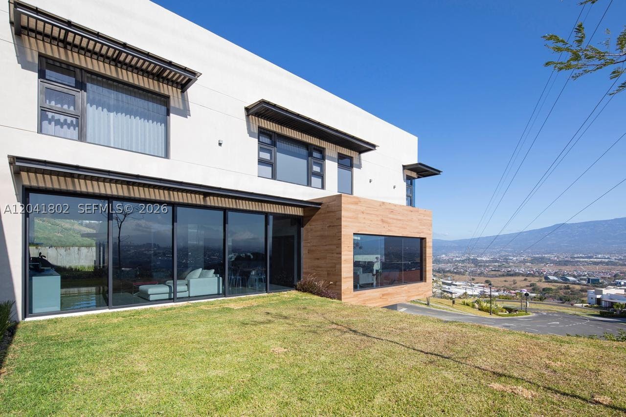 CERRO ALTO - Residential