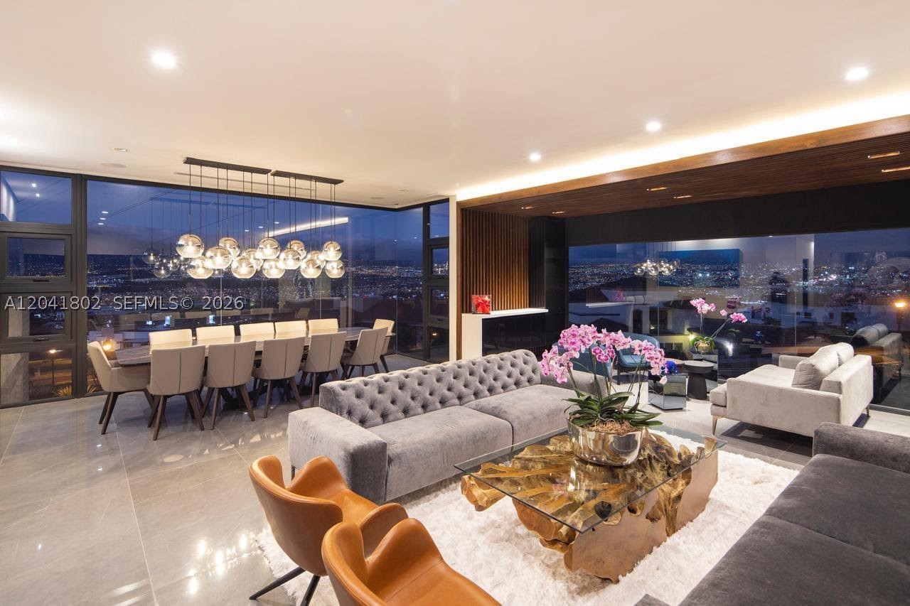 CERRO ALTO - Residential