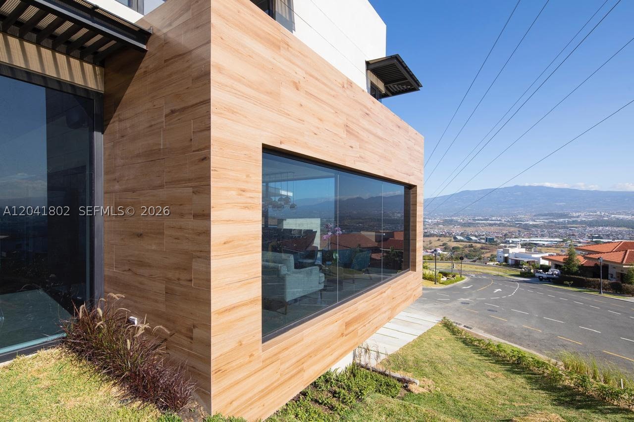 CERRO ALTO - Residential