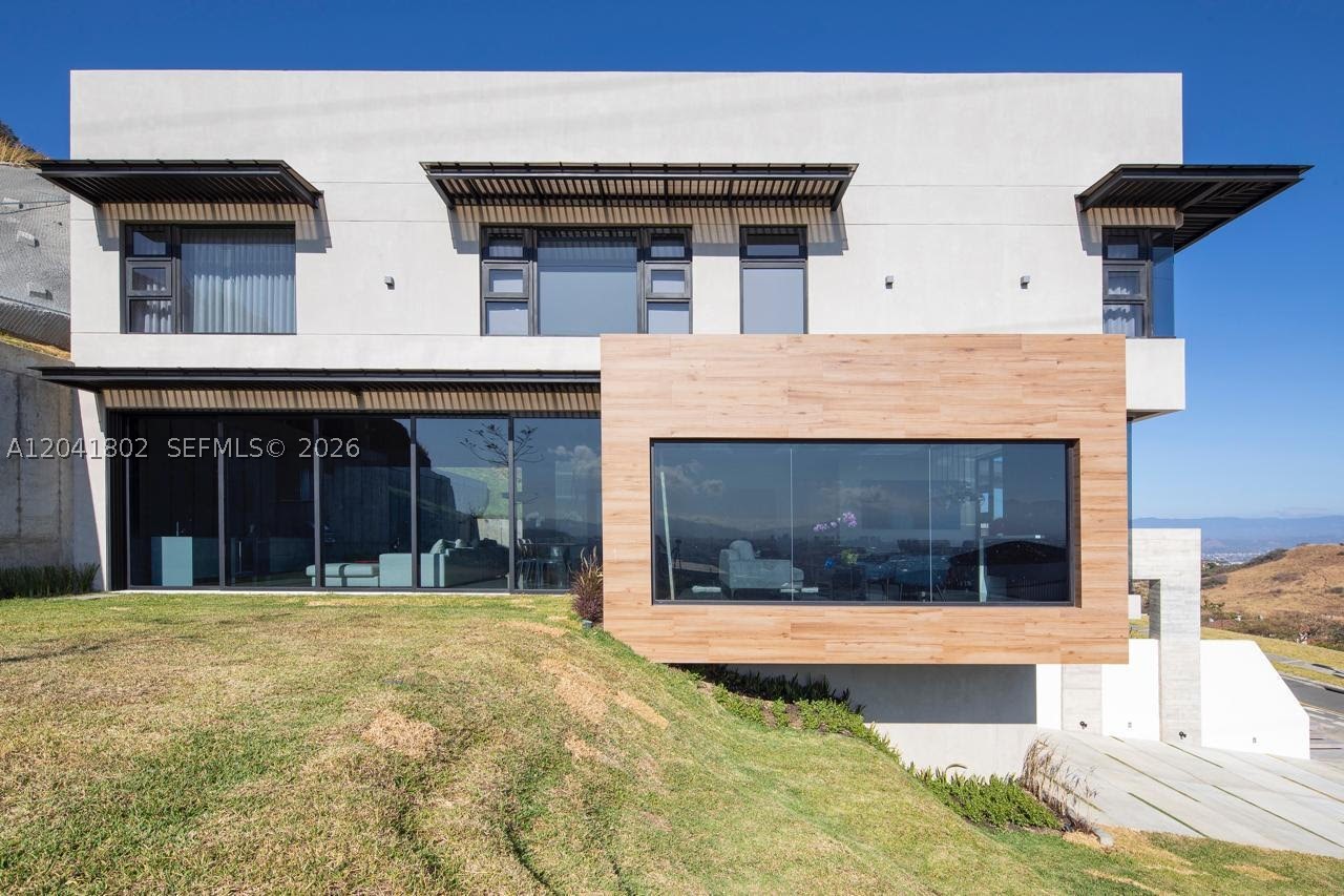 CERRO ALTO - Residential