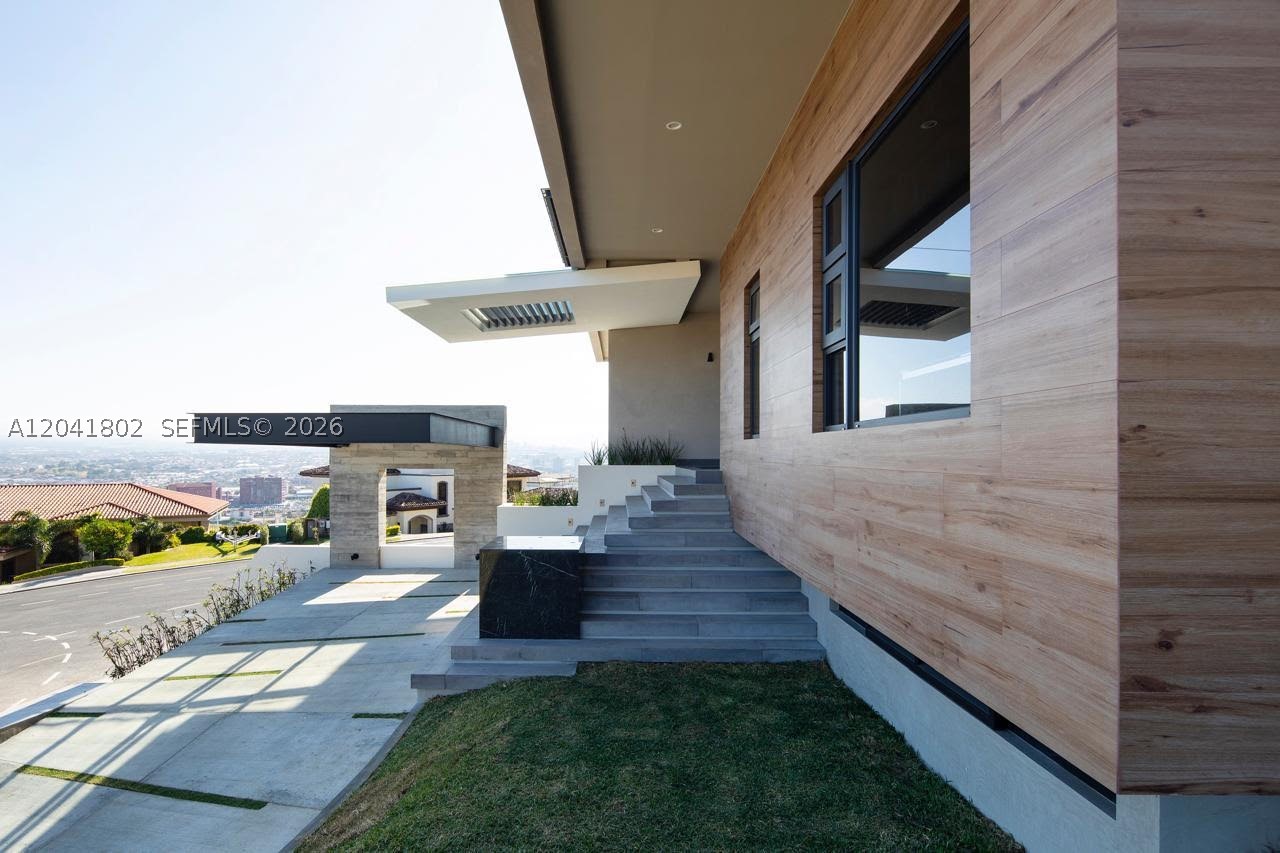 CERRO ALTO - Residential